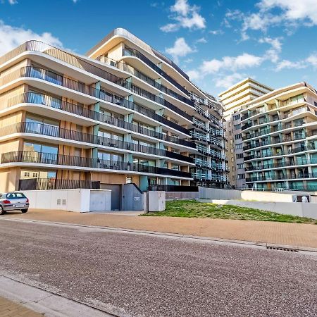 Luxurious Crystal Sea View Apartment With 2 Terraces Остенде Екстериор снимка