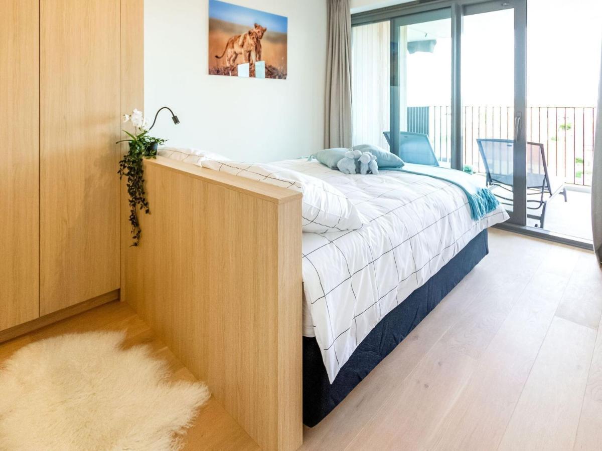 Luxurious Crystal Sea View Apartment With 2 Terraces Остенде Екстериор снимка